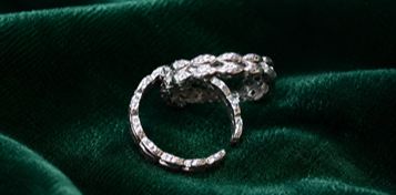 sterling-silver-toe-rings-for-women.webp